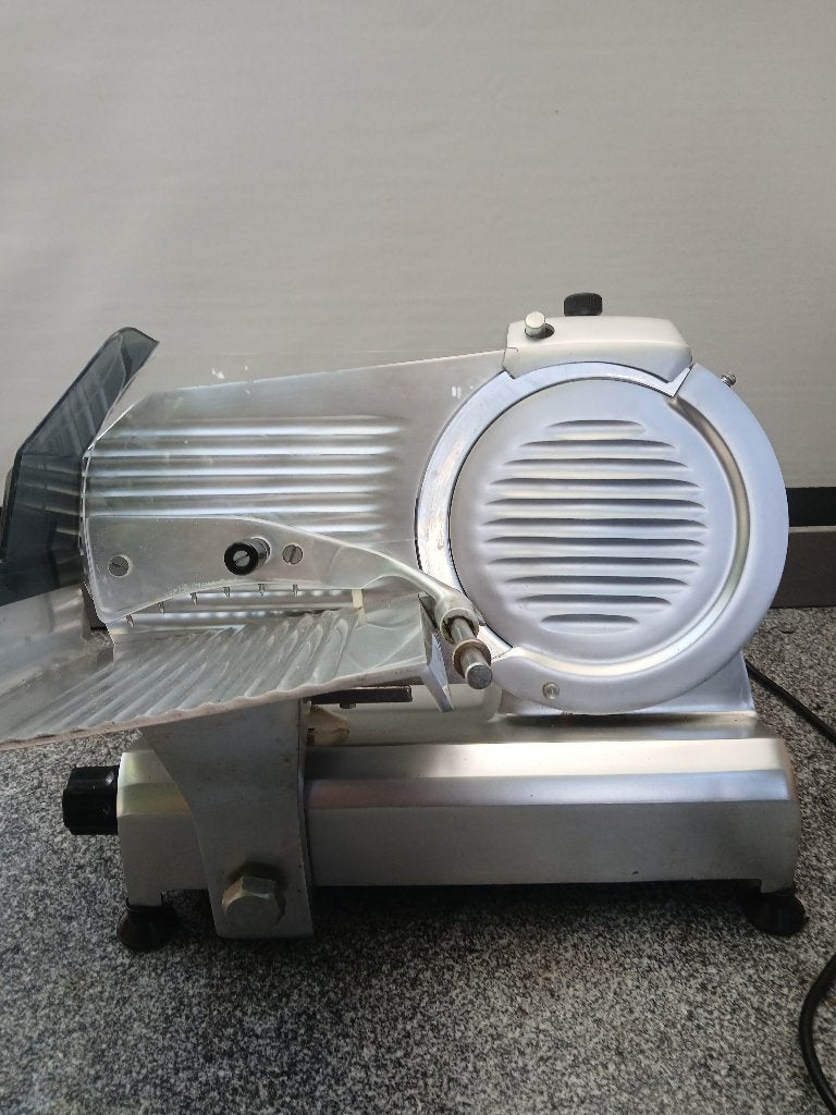 Vleessnijmachine, Huis en Inrichting, Ophalen, Zo goed als nieuw, Metaal