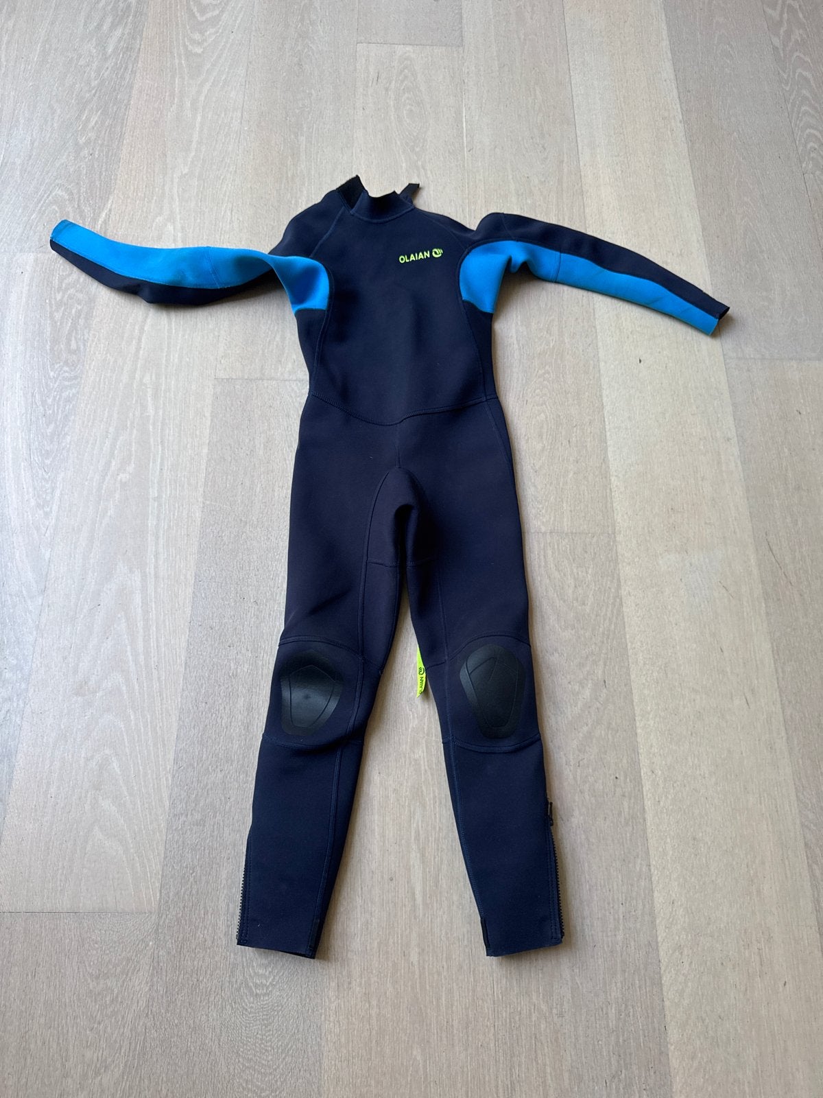 Decathlon OLAIAN Wetsuit 2-2.2mm voor kinderen, maat 12 jaar, Watersport en Boten, Watersportkleding, Ophalen, Gebruikt, Kind