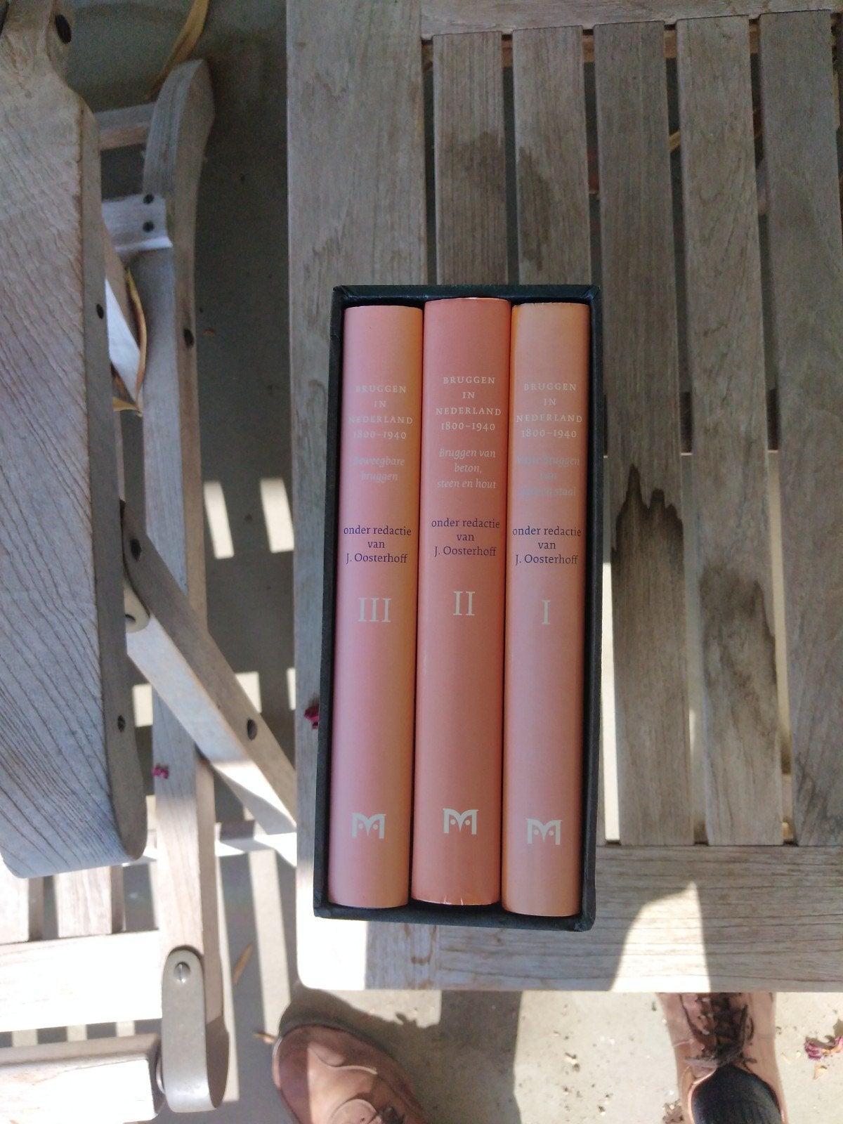 Bruggen in Nederland 1800-1940 - 3-delige set, Boeken, Ophalen, Zo goed als nieuw