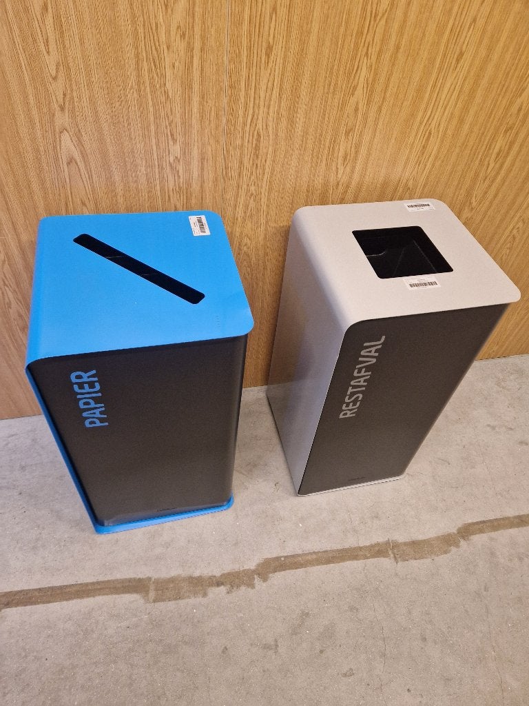 Foto 17 van Metalen Afvalbak Prullenbak Papierbak Afval Sorteren (nieuw)