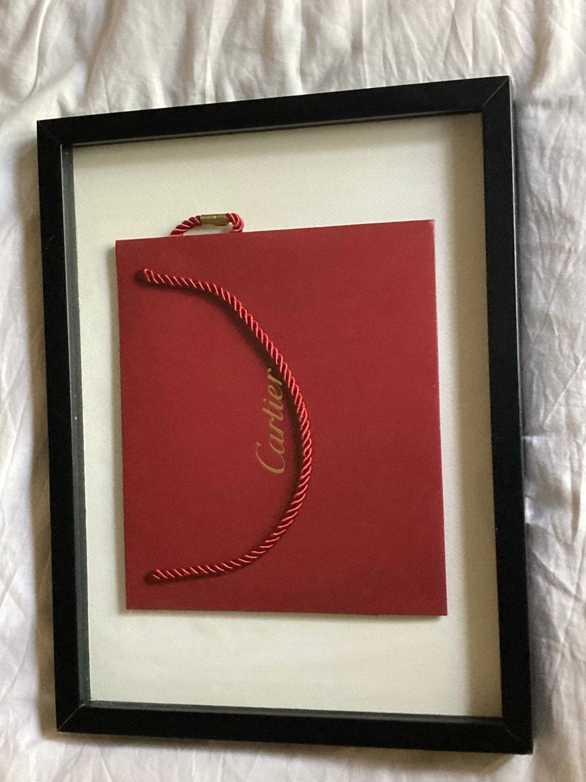 Cartier ingelijst kunstwerk - Uniek decoratiestuk, 42 cm, 32 cm, Zo goed als nieuw, Hout