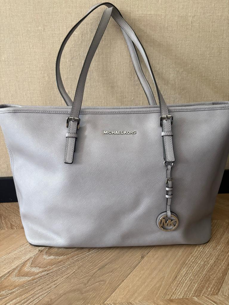 Michael Kors jet set travel shopper, Sieraden, Tassen en Uiterlijk, Tassen | Damestassen, Ophalen of Verzenden, Zo goed als nieuw