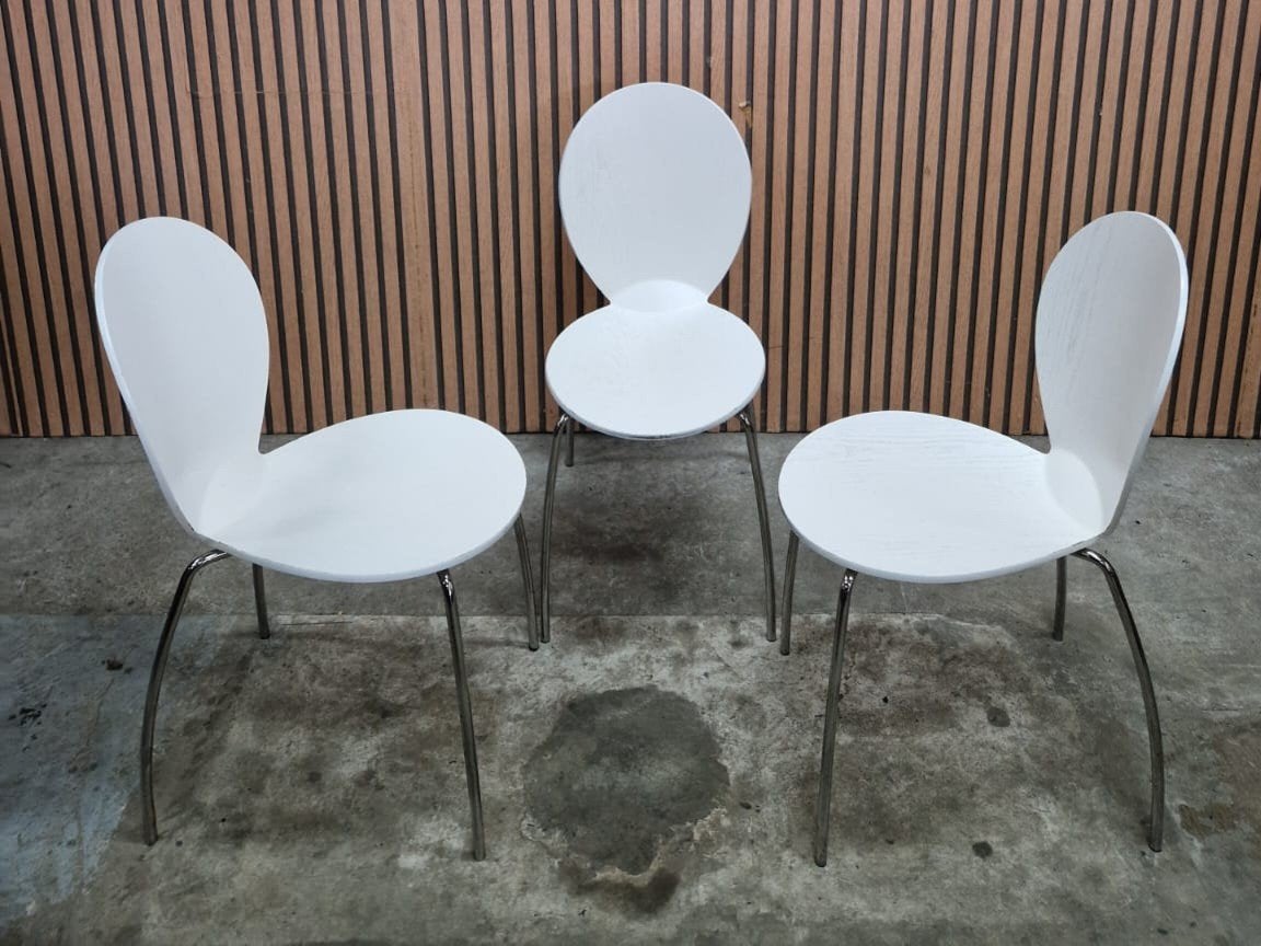 30 x Jakobsen stoelen wit vlinderstoelen hout kantine cafe, Wit, Ophalen of Verzenden, Zo goed als nieuw, Vijf, Zes of meer stoelen
