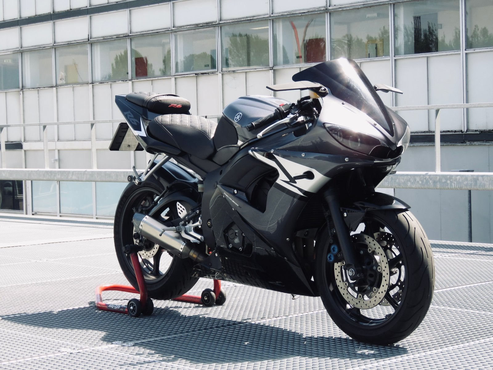 Yamaha R6 RJ09 | 2004 | A2 Mogelijk, Sportuitlaat, Occasion, 4 cilinders, Super Sport