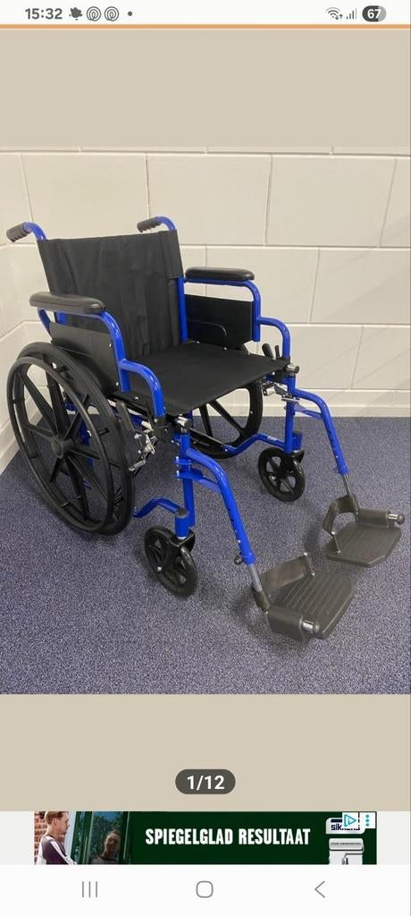 Blauwe opvouwbare rolstoel zo goed als nieuw, Diversen, Rolstoelen, Ophalen