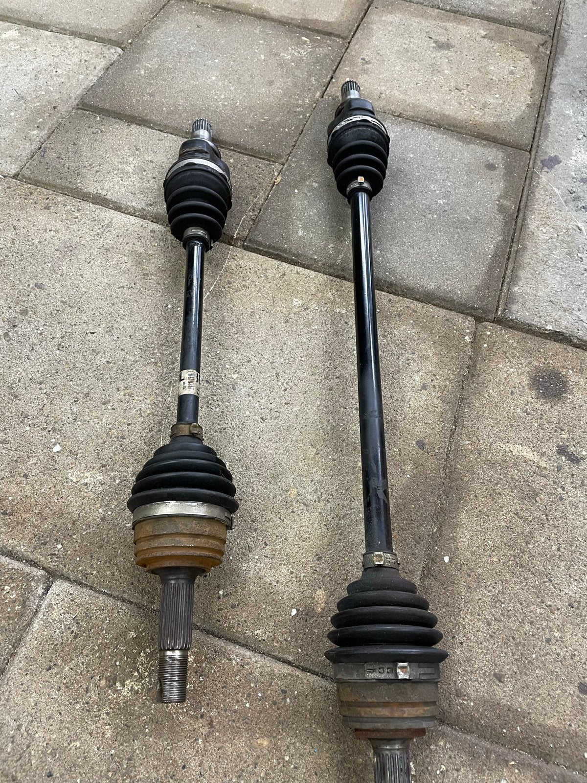 Toyota Aygo B40 OEM Aandrijfas links en rechts 2014-2020, Ophalen of Verzenden, Gebruikt, Toyota