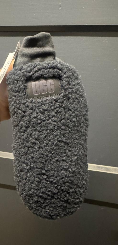UGG gloves, Ophalen, Nieuw