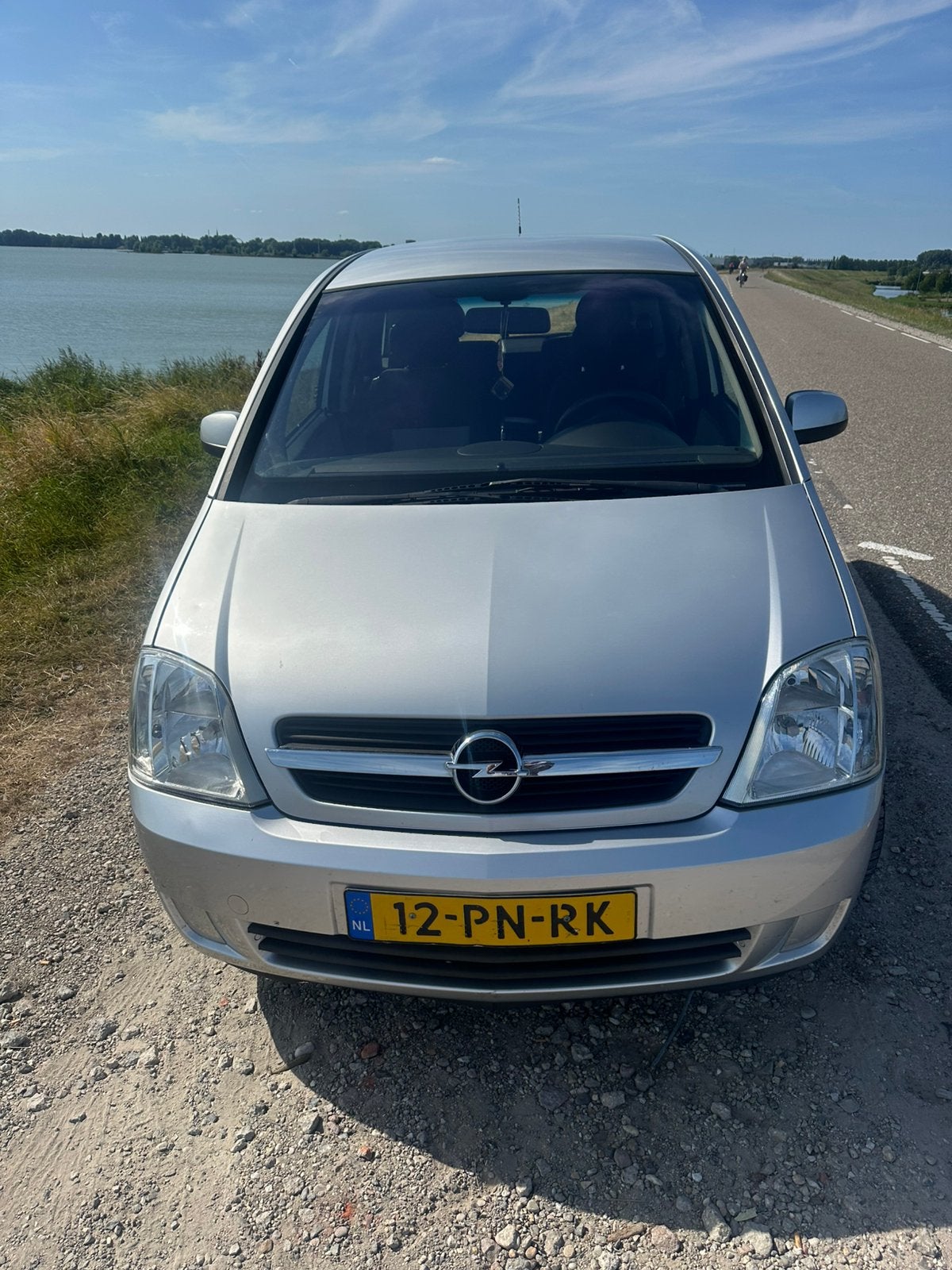 Opel Meriva 1.4 16V 2004 Grijs, Voorwielaandrijving, 4 cilinders, Handgeschakeld, 1364 cc