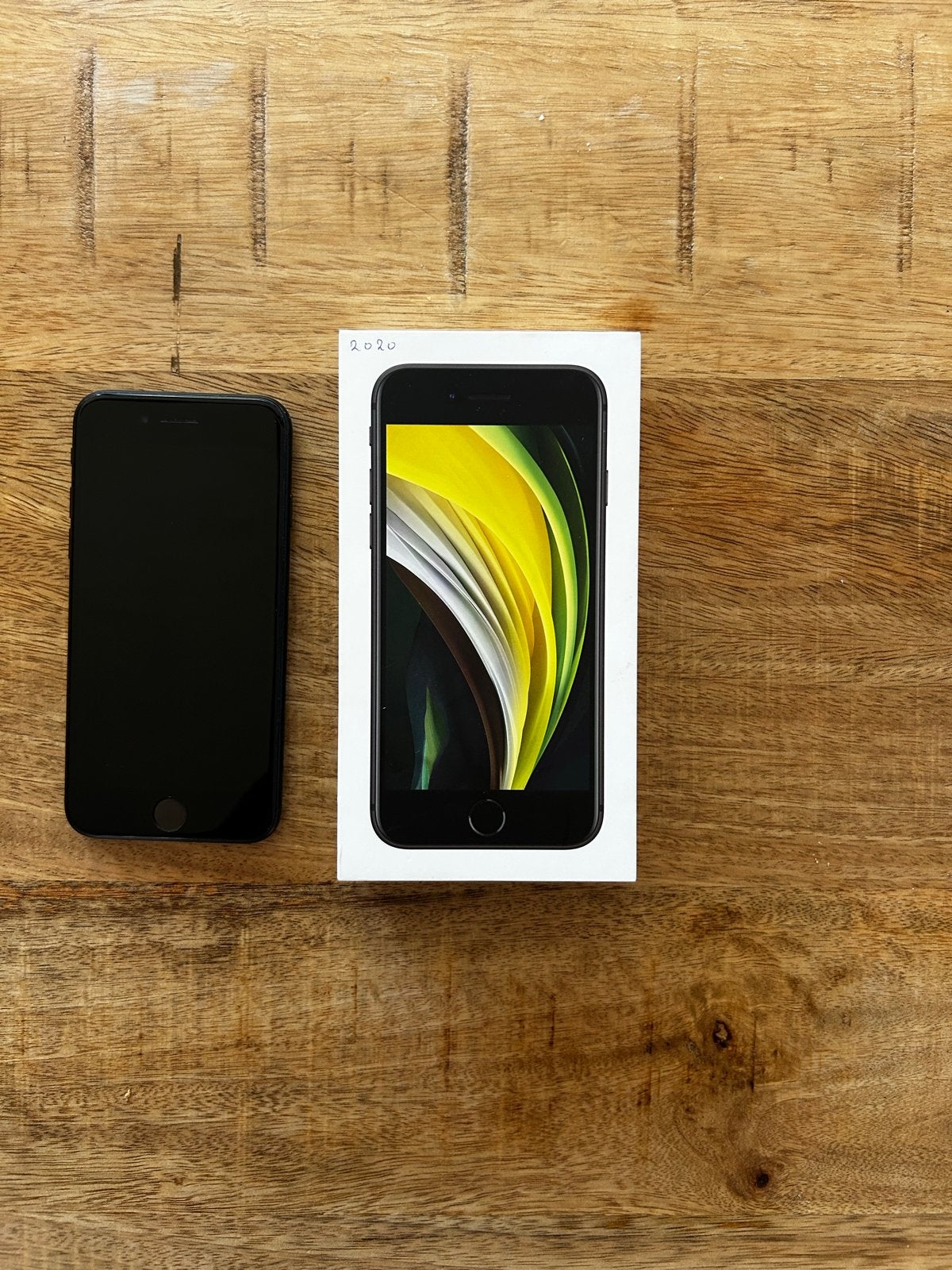 iPhone SE (2020) Zwart - Zo goed als nieuw, Telecommunicatie, Mobiele telefoons | Apple iPhone, Ophalen, Zwart, Zo goed als nieuw