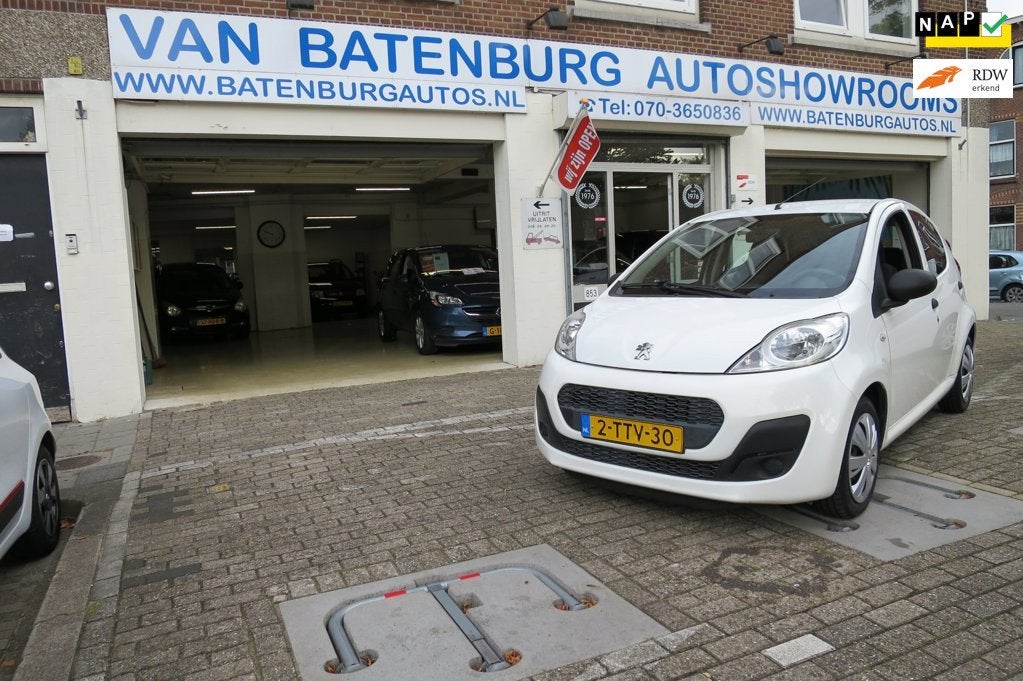 Peugeot 107 1.0 Access Accent | Airco | Onderhoudshistorie a, Auto's, Voorwielaandrijving, Euro 5, Stof, Gebruikt