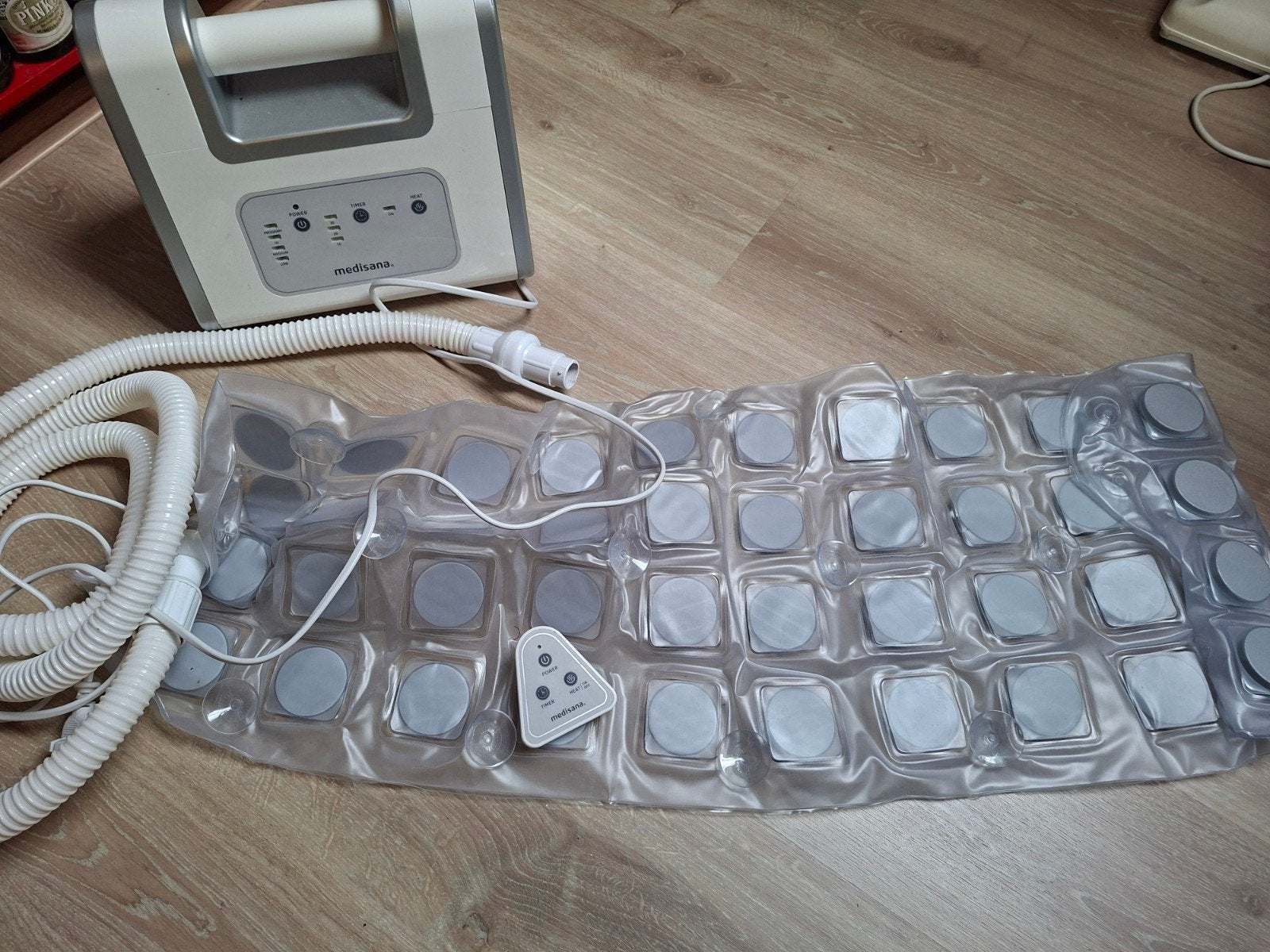Bubbelbad mat met afstandsbediening Medisana, Ophalen, Gebruikt