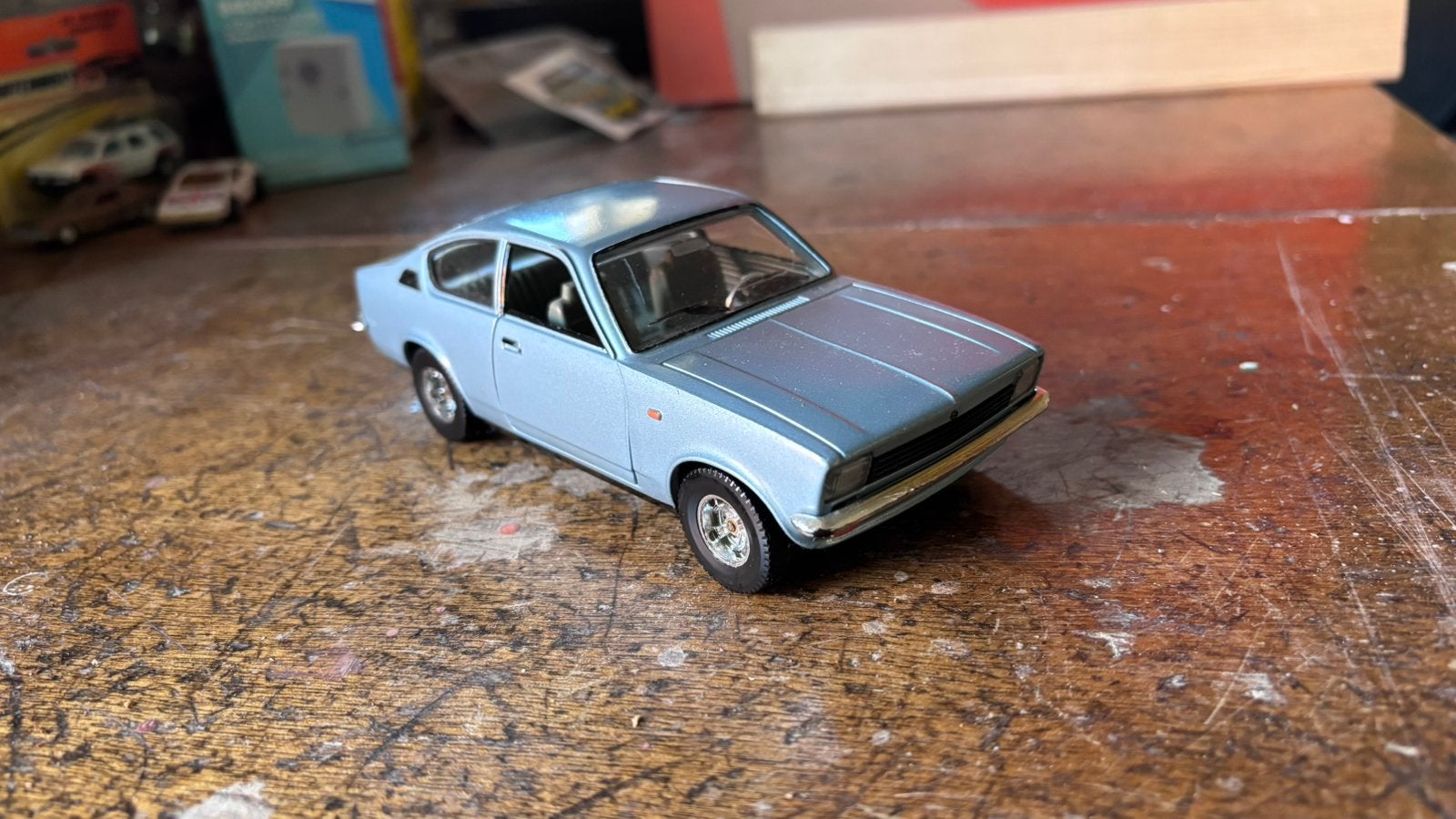 Burago Opel Kadett C lichtblauw, Hobby en Vrije tijd, Ophalen of Verzenden, Gebruikt, Auto, Bburago