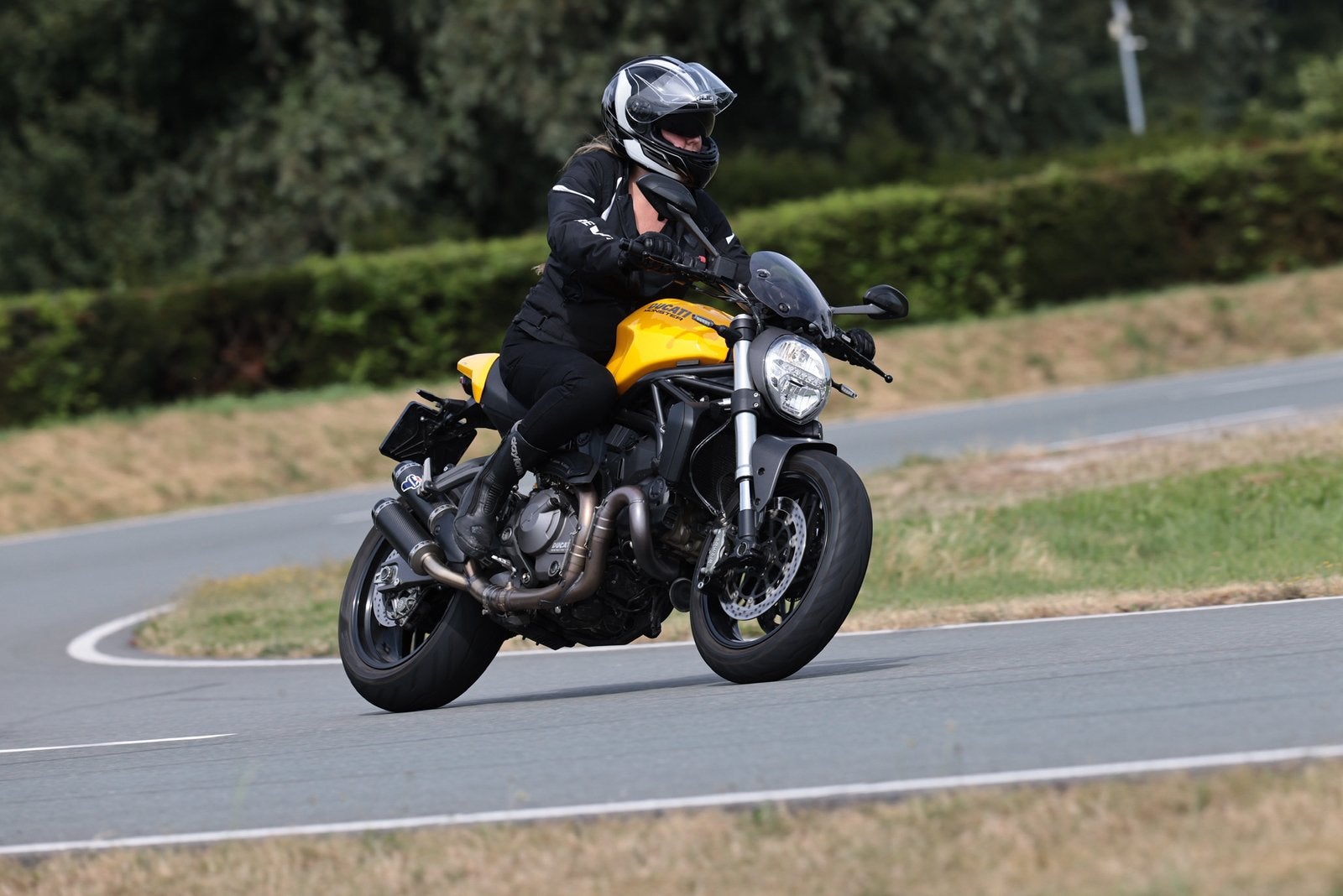 Ducati Monster 821 - Zo goed als nieuw!, Motoren, 2 cilinders, Occasion, Particulier, Minimaal motorrijbewijs A2