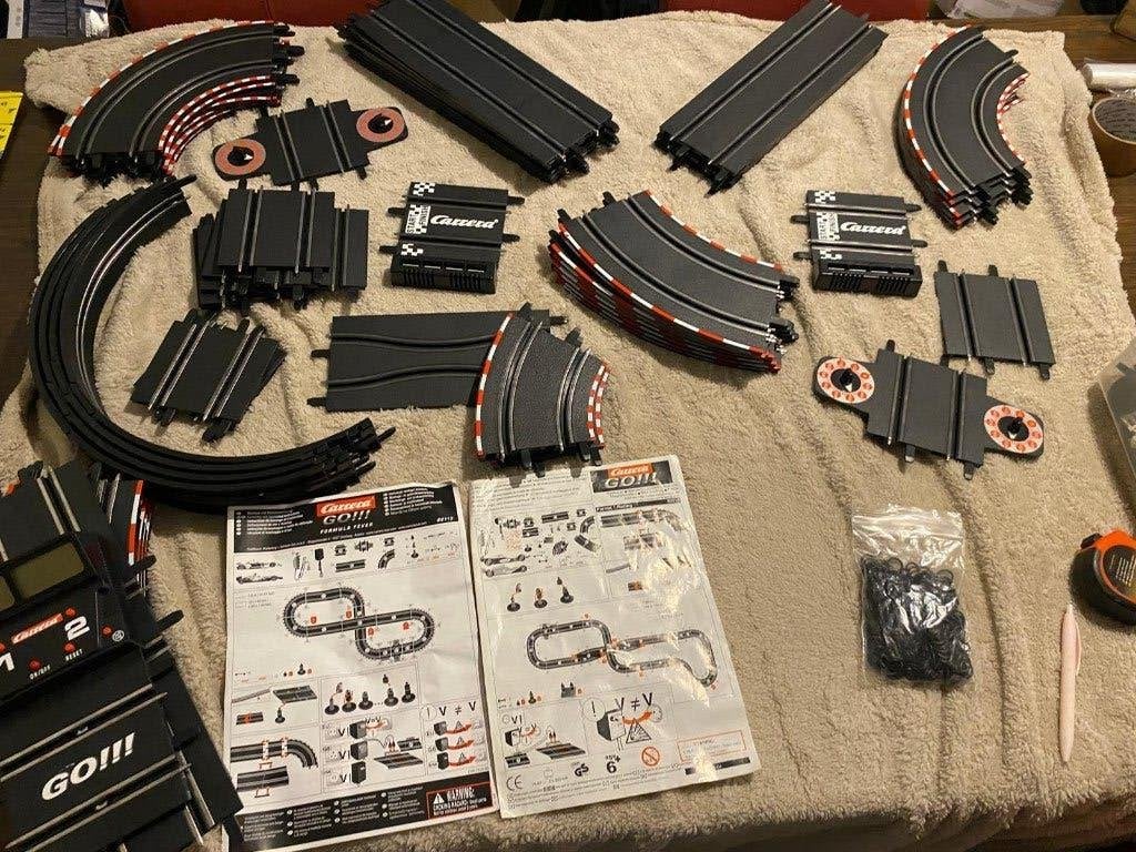 Carrera GO!– 2 complete racebanen + veel extra's, Carrera, Ophalen of Verzenden, Elektrisch, Met looping