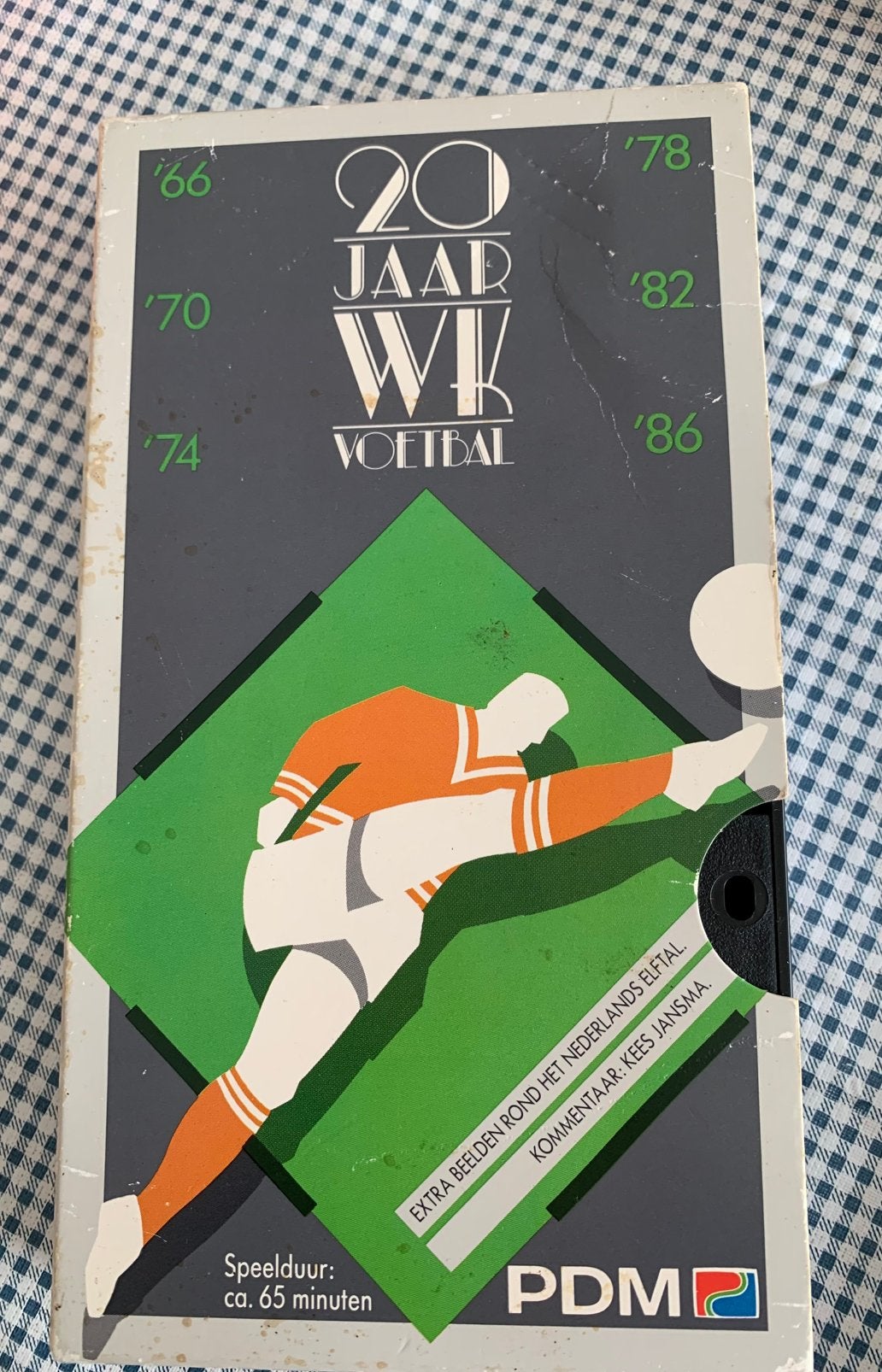 CASSETTEBAND WK VOETBAL : jaren '66 -'70 -'74--'78 -'82 -'86, Gebruikt, 1 bandje, Ophalen of Verzenden, Voorbespeeld