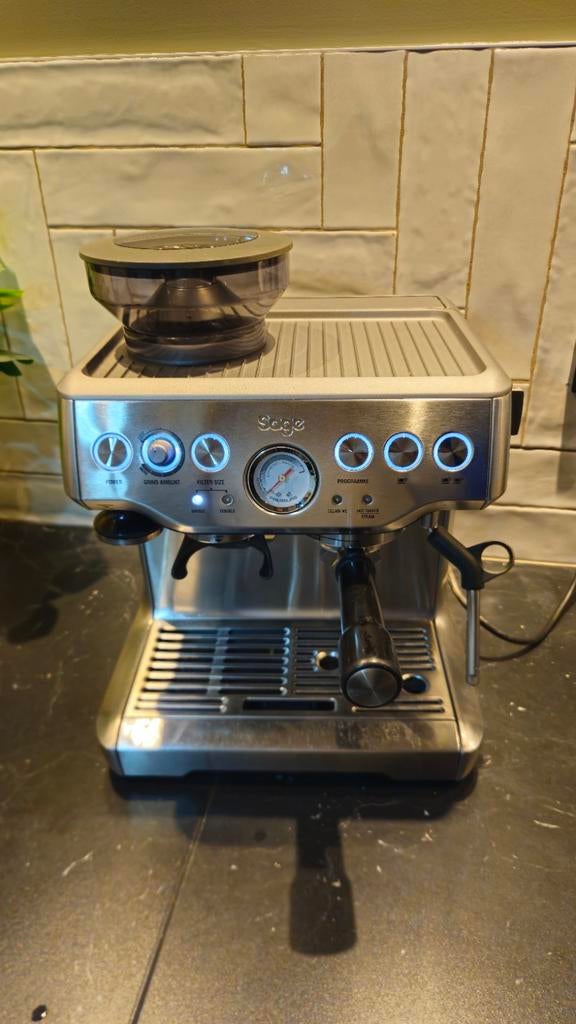 Sage Barista Express, Ophalen of Verzenden, Zo goed als nieuw, Espresso apparaat
