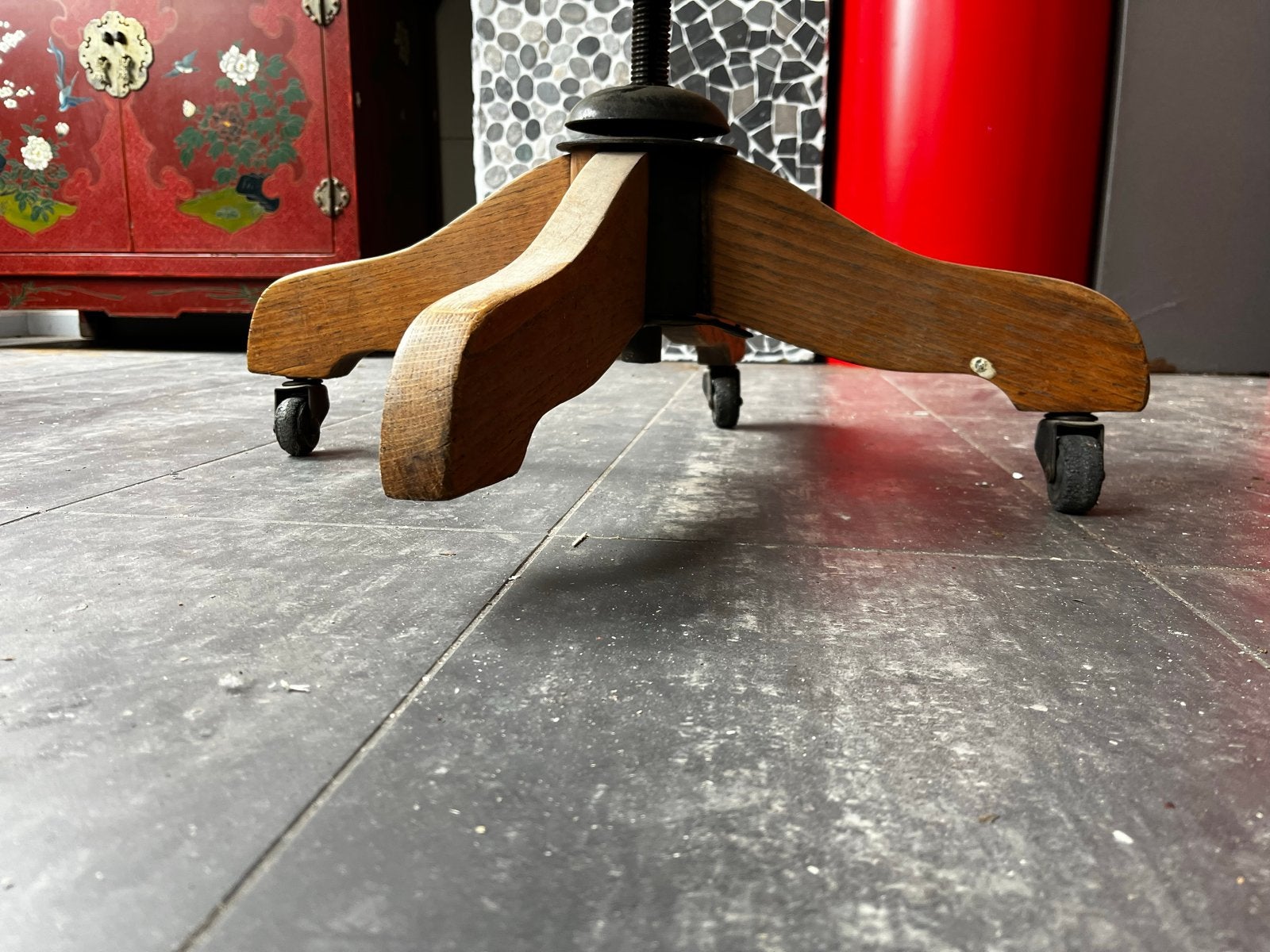 Vintage houten bureaustoel met wieltjes, Antiek en Kunst, Ophalen