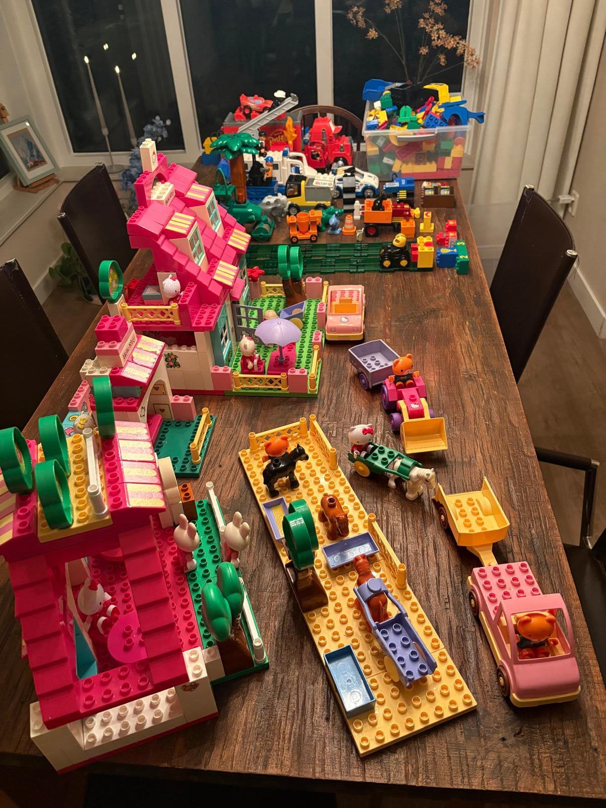 Veel duplo hello kitty, politie, brandweer, bob de bouwer, Ophalen, Zo goed als nieuw, Duplo