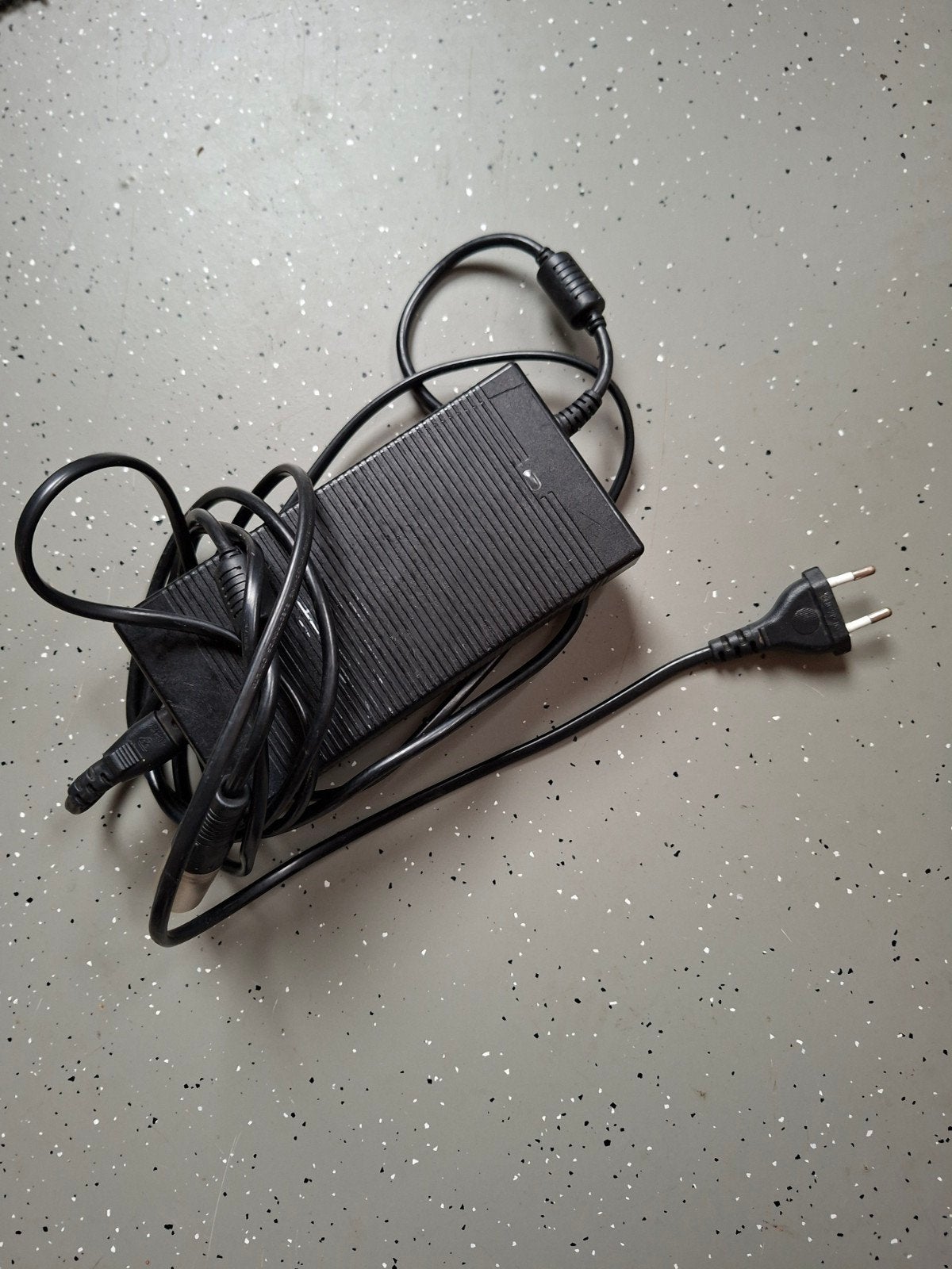 Originele Giant lader 36V EnergyPak, Ophalen of Verzenden, Zo goed als nieuw