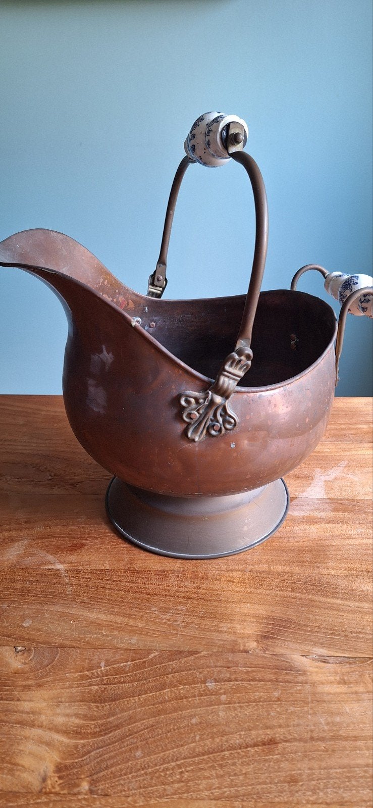 Antieke Koperen Kolenemmer met Delfts Blauw Handvat, Ophalen of Verzenden, Koper