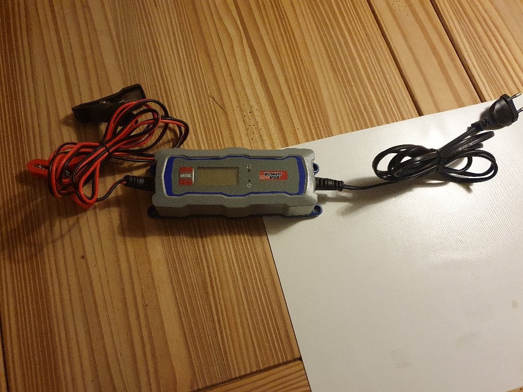 acculader, Auto-onderdelen, Accu's en Toebehoren, Ophalen of Verzenden, Gebruikt