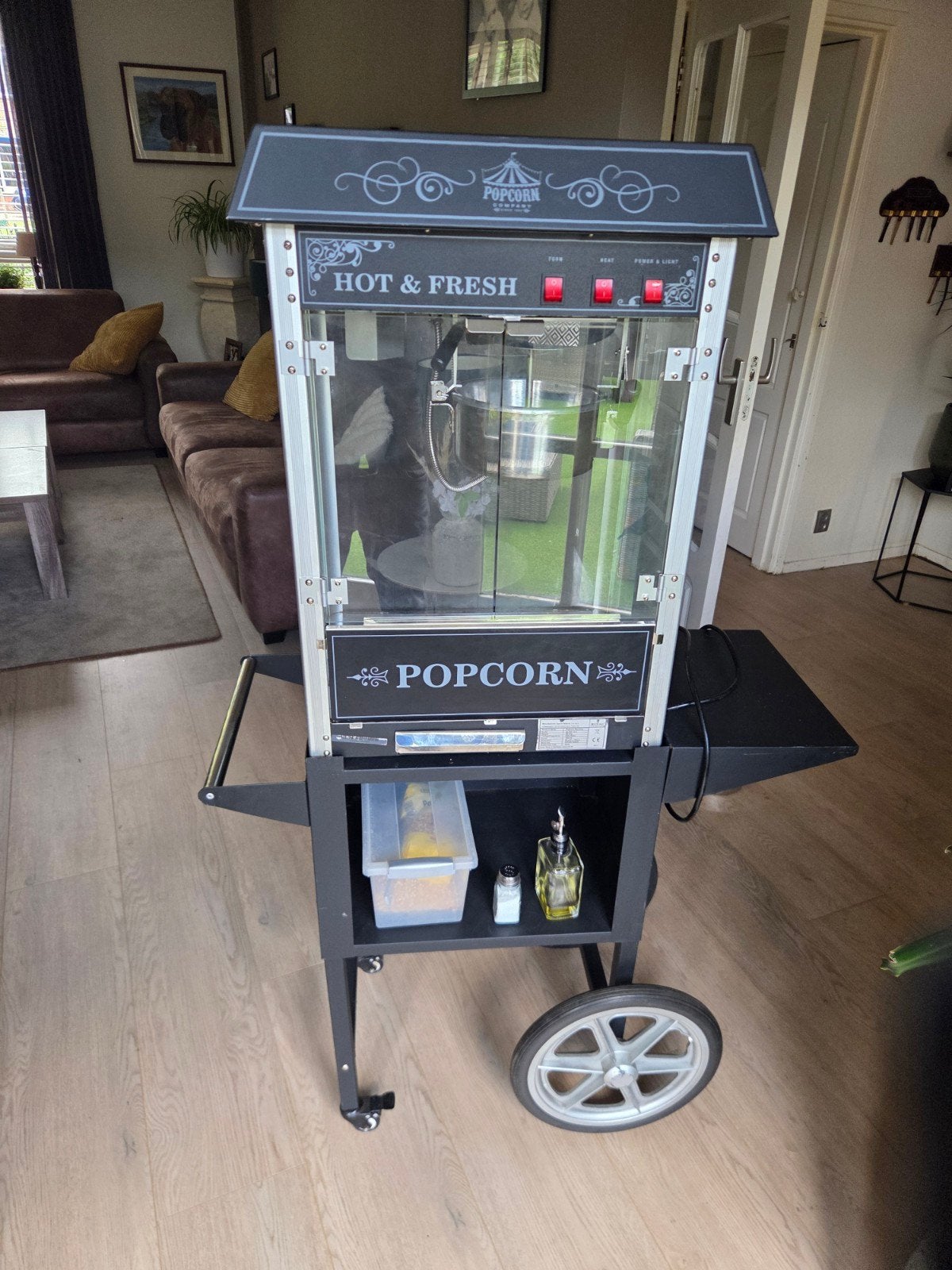 Popcorn  machine, Ophalen