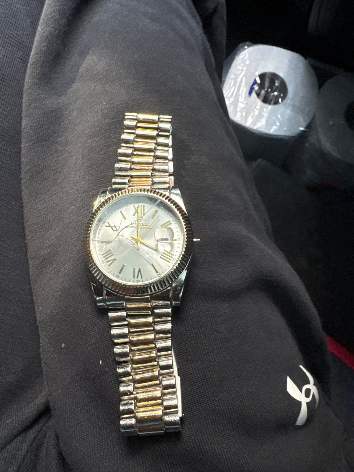 Goudkleurig/Zilverkleurig Polshorloge met Beschadigd Glas, Sieraden, Tassen en Uiterlijk, Horloges | Heren, Overige merken, Gebruikt