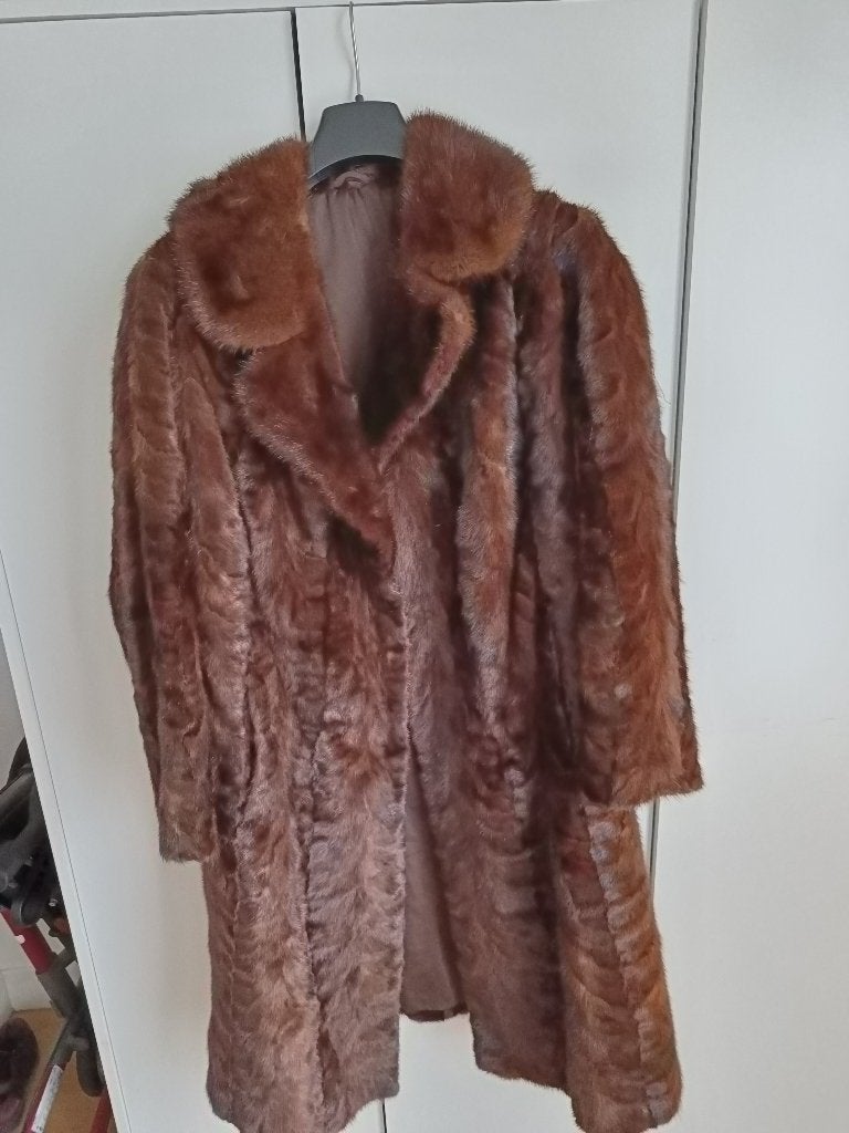 Te koop nerts bontjas, Ophalen, Zo goed als nieuw, Maat 42/44 (L), Bruin