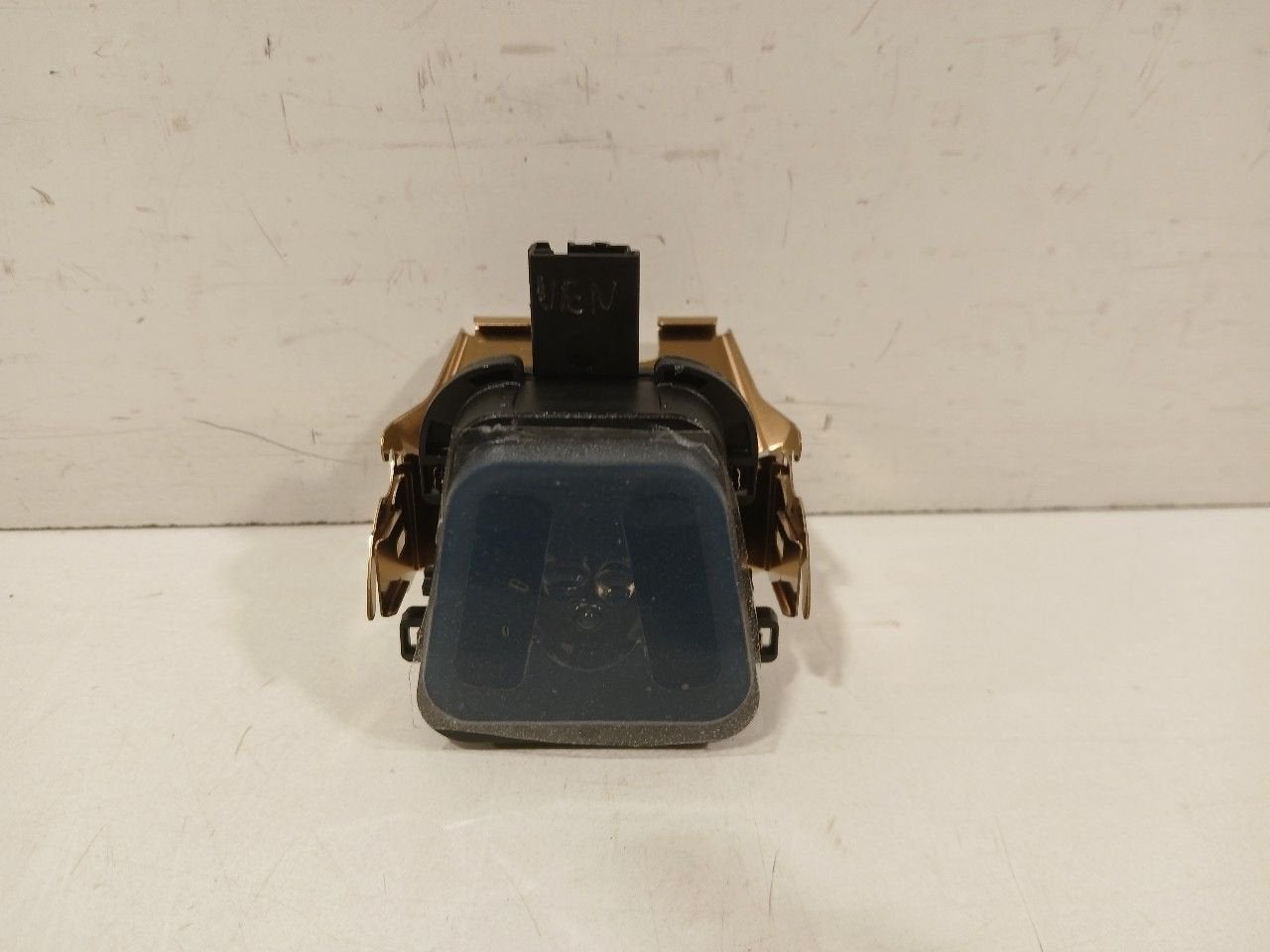 Regensensor Land Rover Discovery, Onderdelen@venauto.nl, Van der Ven Autorecycling B.V., Ettenseweg 76, 4706 PB Roosendaal, The Netherlands