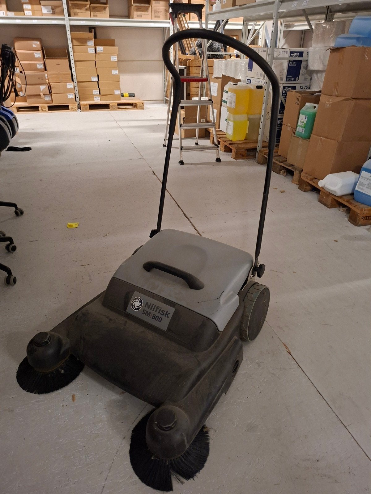 Nilfisk SM800 Achterloop Veegmachine - Gebruikt, Ophalen, Gebruikt, Overige typen