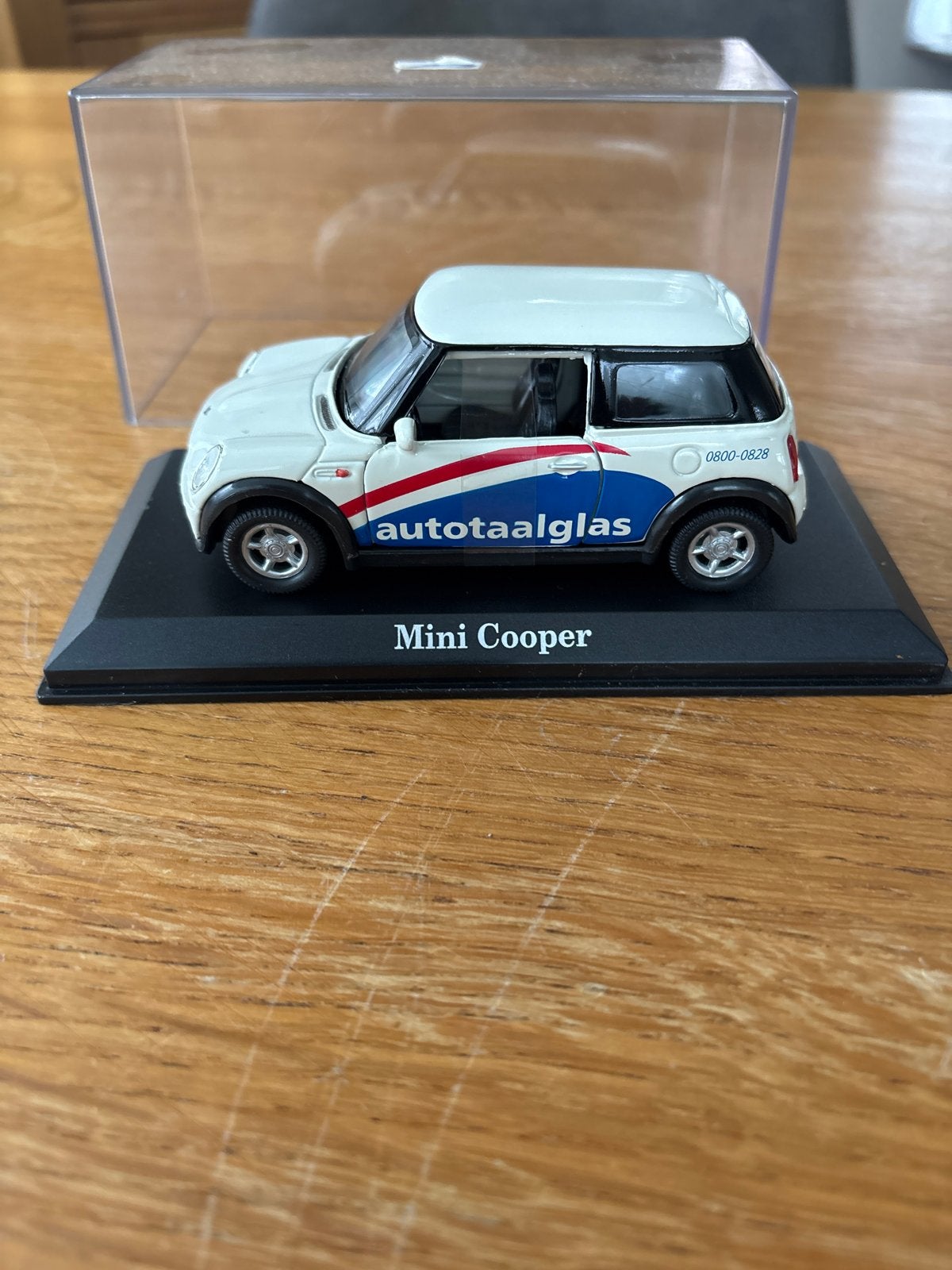 Mini Cooper modelauto van Welly - Autotaalglas, Hobby en Vrije tijd, Modelauto's | 1:43, Ophalen of Verzenden, Nieuw, Auto, Overige merken