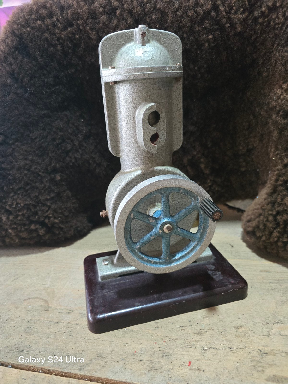 D18 > Vintage opengewerkt modelschets, Ophalen of Verzenden