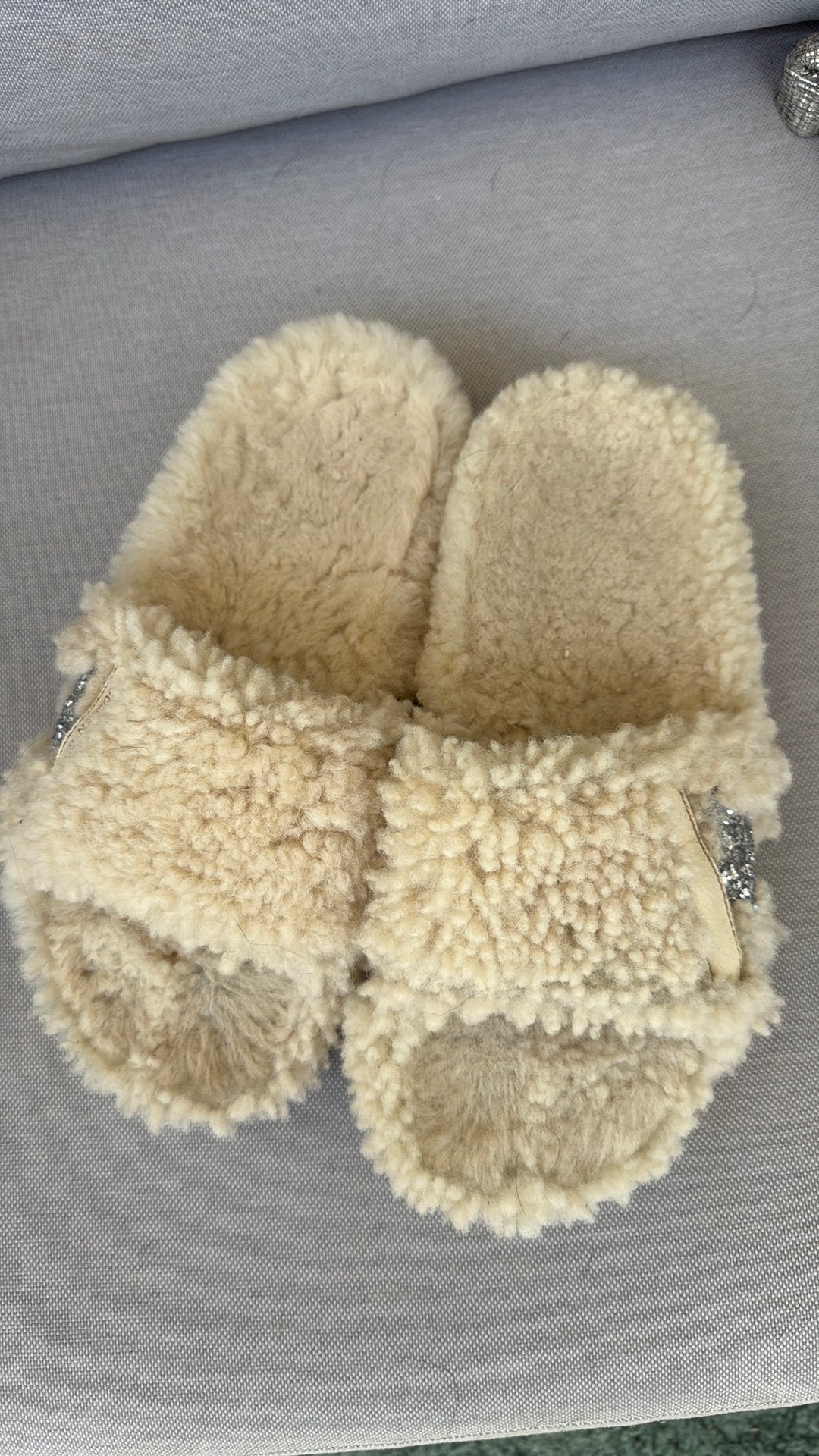 Golden Goose slippers maat 40 - Zo goed als nieuw, Ophalen of Verzenden, Zo goed als nieuw, Beige, Slippers