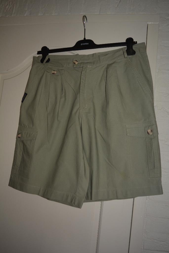 Marcello, mooie licht kaki korte broek, maat 54, Maat 52/54 (L), Marcello, Beige, Ophalen of Verzenden