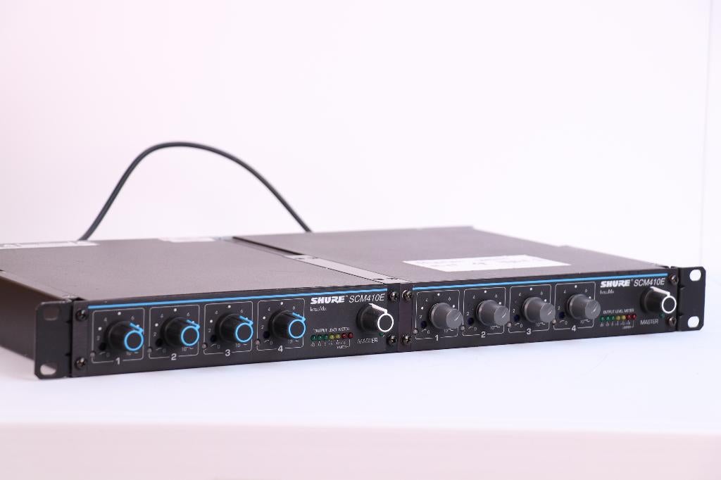 SHURE SCM410E Four Channel Automatic Mixer ( 2 stuks ), Ophalen of Verzenden, Gebruikt, Audio