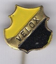 VELOX koper voetbal club speldje ( Z_040a), Ophalen of Verzenden, Nieuw, Sport, Speldje of Pin