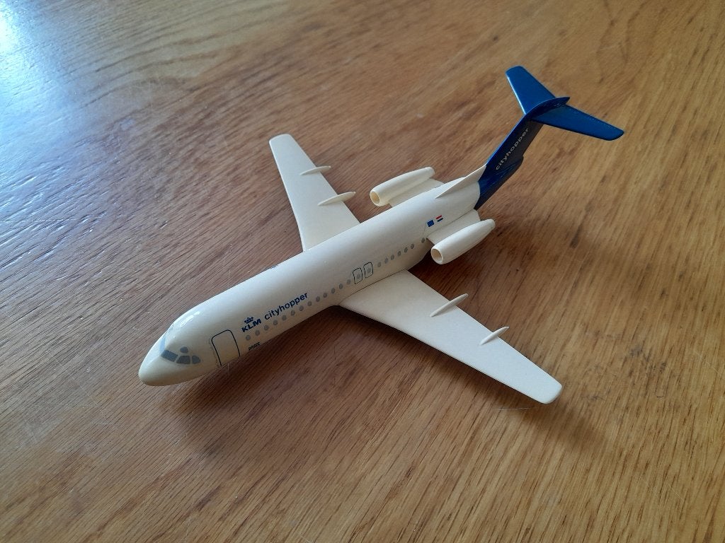 International Model Centre Fokker F28 Fellowship KLM, Hobby en Vrije tijd, Modelbouw | Vliegtuigen en Helikopters, Overige merken