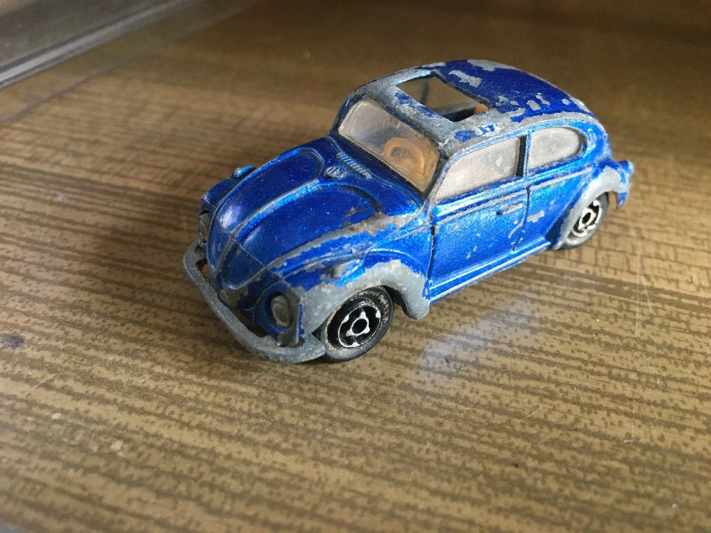 3x Volkswagen Kever 1200 1300 1302 Corgi Majorette Edocar, Ophalen of Verzenden, Gebruikt, Auto, Corgi