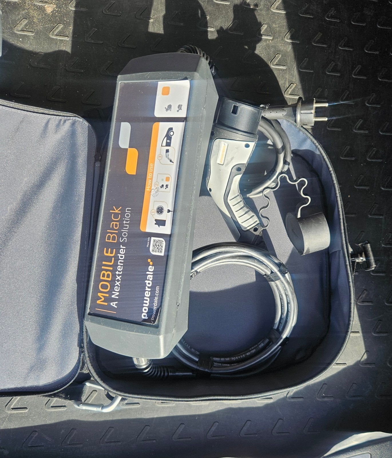 Powerdale Mobile Black thuislader (Type 2 - Schuko)–EV 10А, Auto diversen, Ophalen of Verzenden, Zo goed als nieuw, Laadkabel
