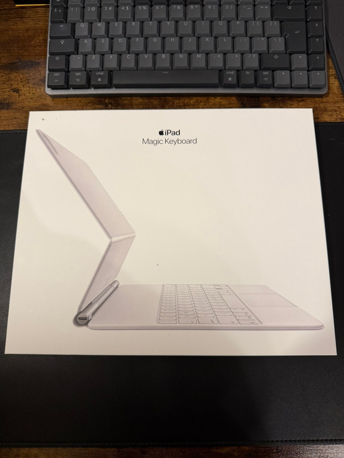 Apple Magic Keyboard iPad Pro 12.9” & Air 13” | NIEUW, Computers en Software, 13 inch of meer, IPad Pro 12.9" & Air 13", Nieuw