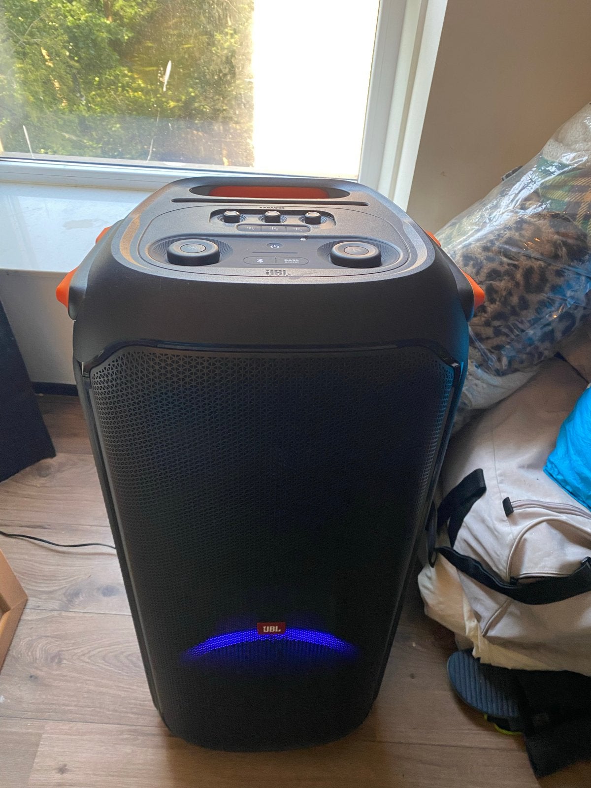 JBL Partybox 710 - Zo goed als nieuw, 4 maanden oud, Audio, Tv en Foto, Luidsprekers, JBL, Party speaker, Ophalen of Verzenden