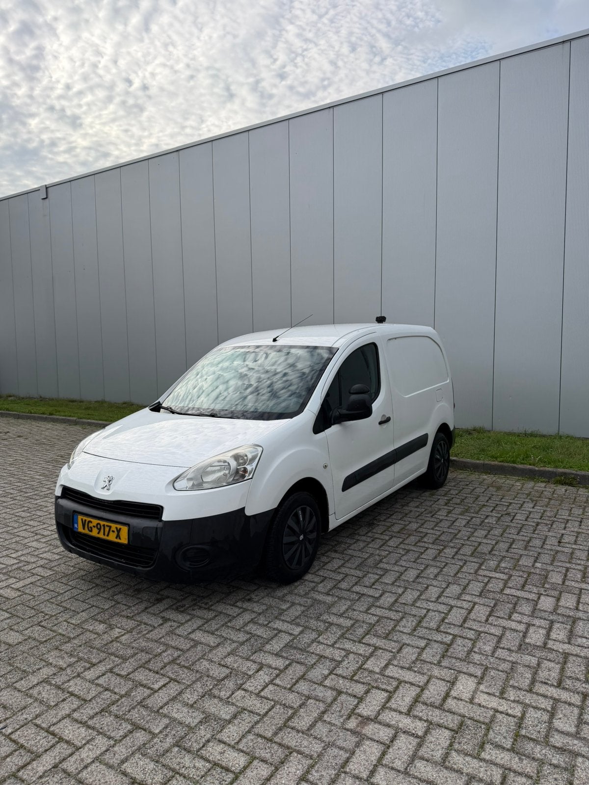 Peugeot Partner 120 1.6 e-HDI L1 XT Profit+(2014) Nieuwe APK, Auto diversen, Ophalen, Gebruikt