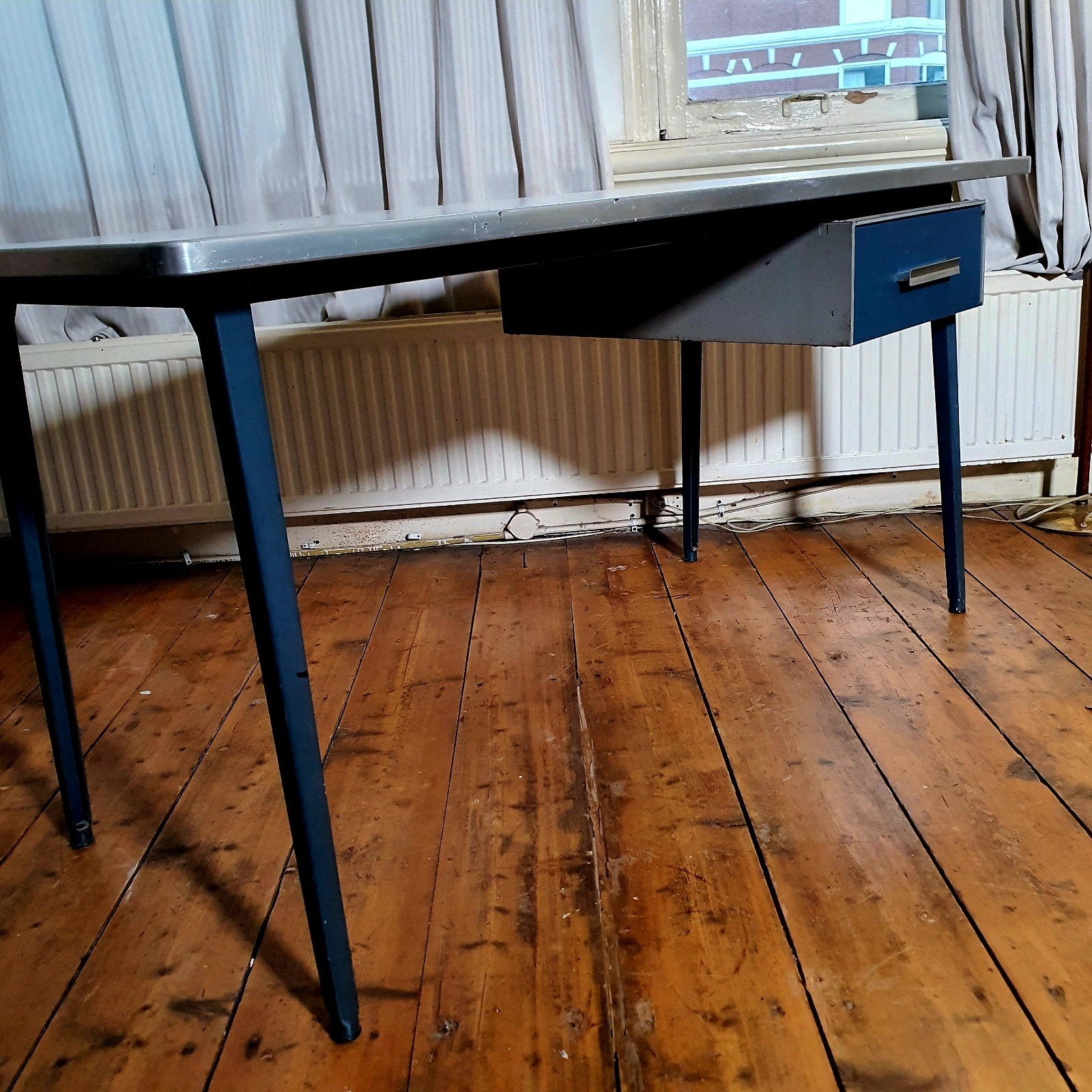 Mid century Reform Friso Kramer bureau, Huis en Inrichting, Bureaus, Ophalen, Gebruikt, Metaal, 140 cm