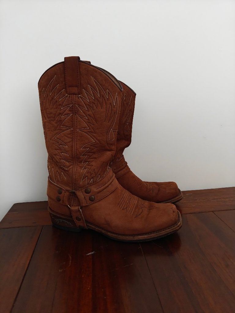 Sendra laarzen maat 38 – Bruin lederen western boots, Kleding | Dames, Schoenen, Gedragen, Hoge laarzen, Bruin, Ophalen of Verzenden
