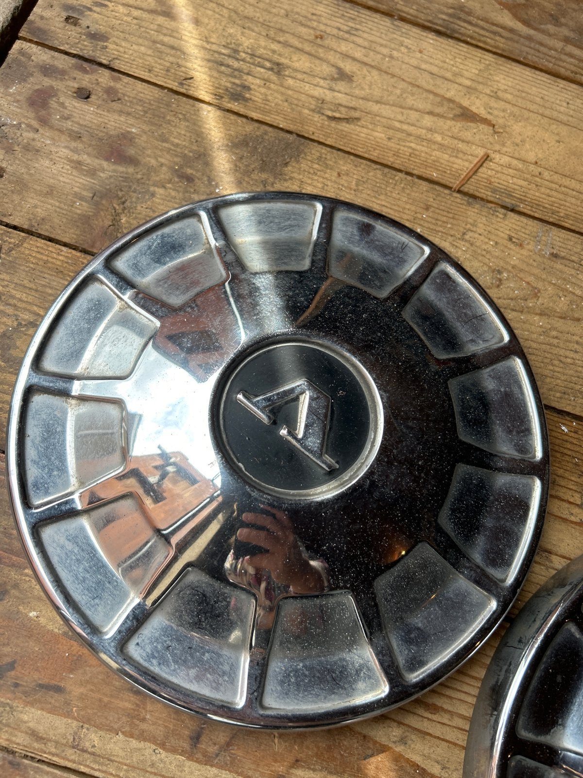 Set van 4 vintage Volvo wieldoppen met logo, Ophalen of Verzenden, Gebruikt