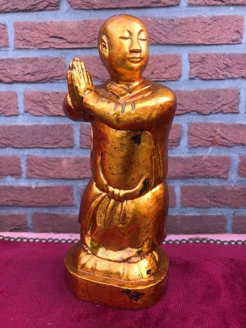houten beeld van een biddende monnik, China, Ophalen of Verzenden