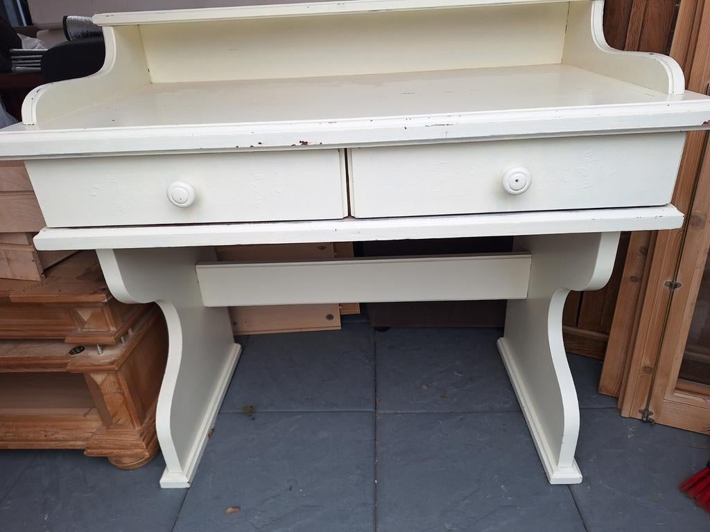 Bureau  buro met mooie bloemdetails, Ophalen, Gebruikt