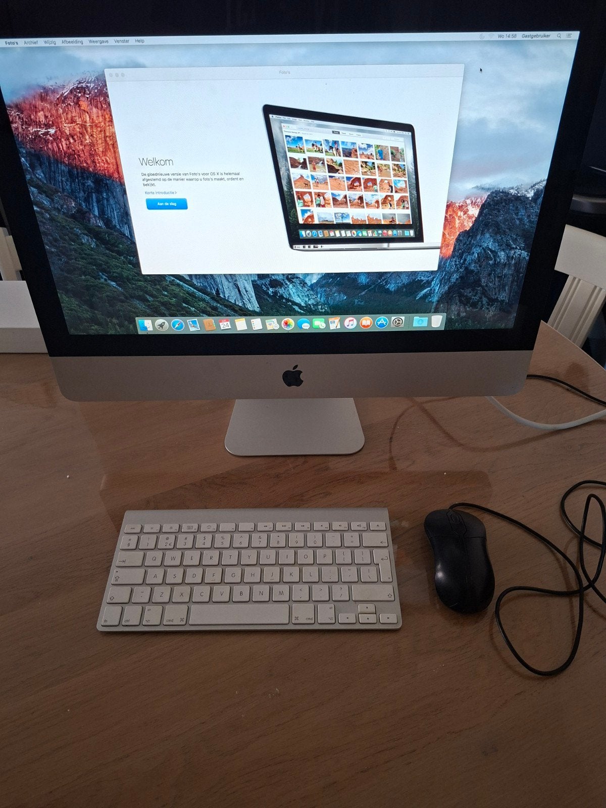 Apple iMac 21.5 inch (2010) met toetsenbord en muis, Computers en Software, Apple Desktops, Gebruikt, HDD, IMac, Ophalen of Verzenden