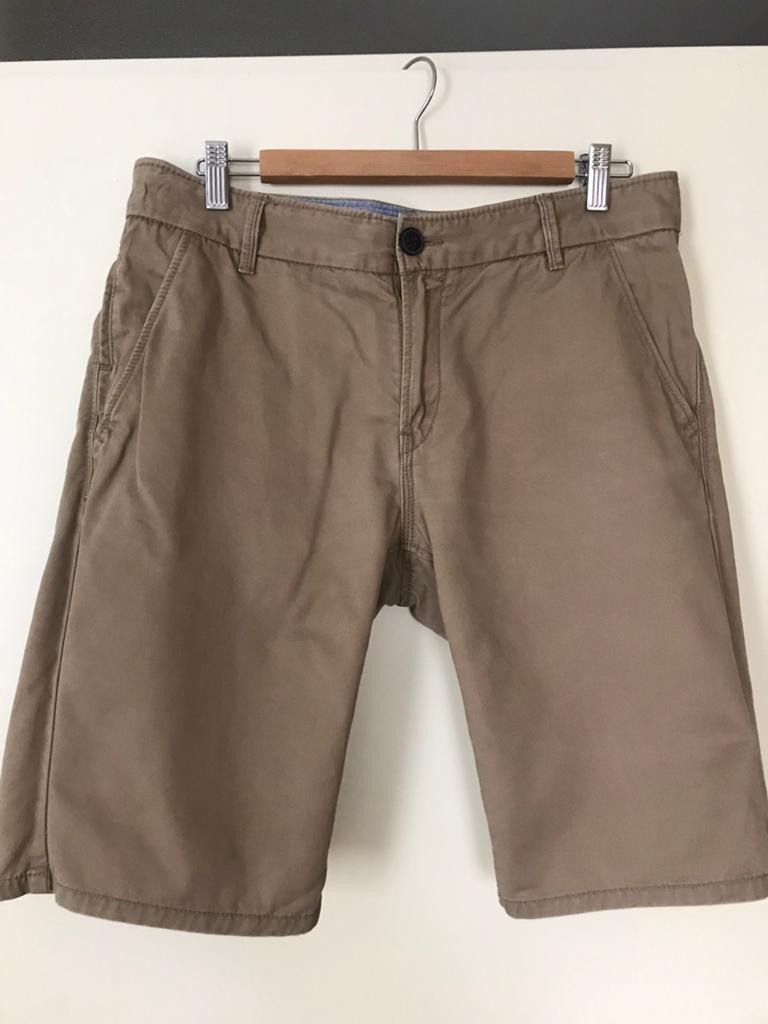 Nieuwe korte broek van WE maat 32, Kleding | Heren, Broeken en Pantalons, Ophalen of Verzenden, Nieuw, Maat 48/50 (M), Beige