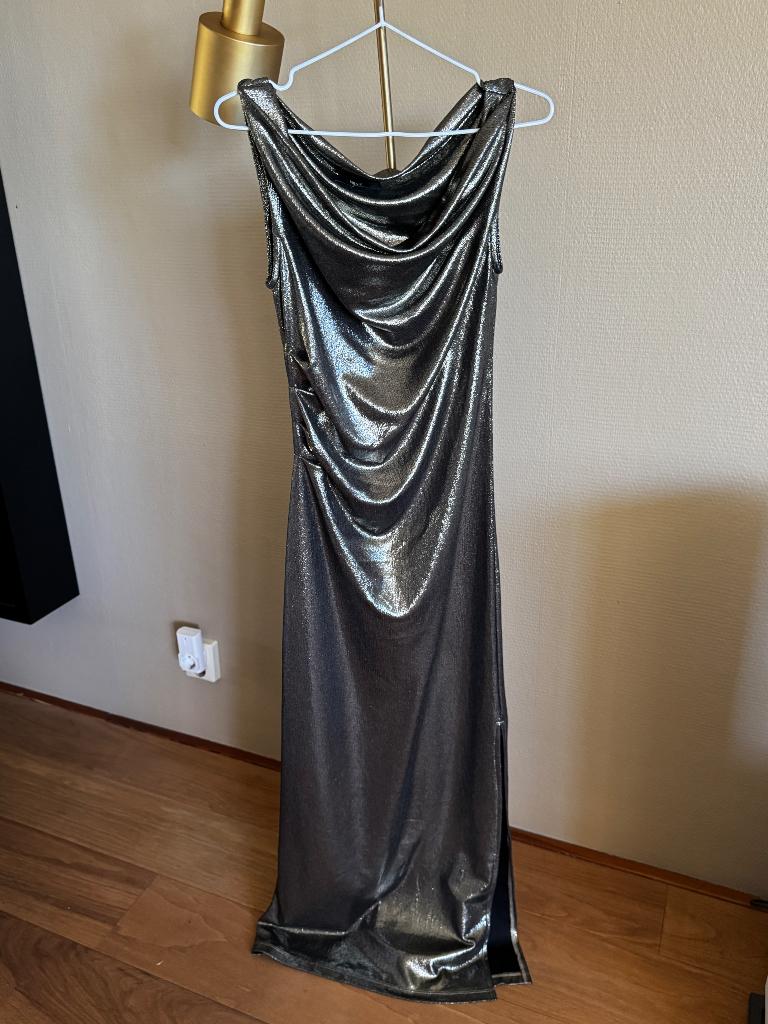 Jurk goud Next, Overige kleuren, Ophalen of Verzenden, Zo goed als nieuw, Maat 36 (S)
